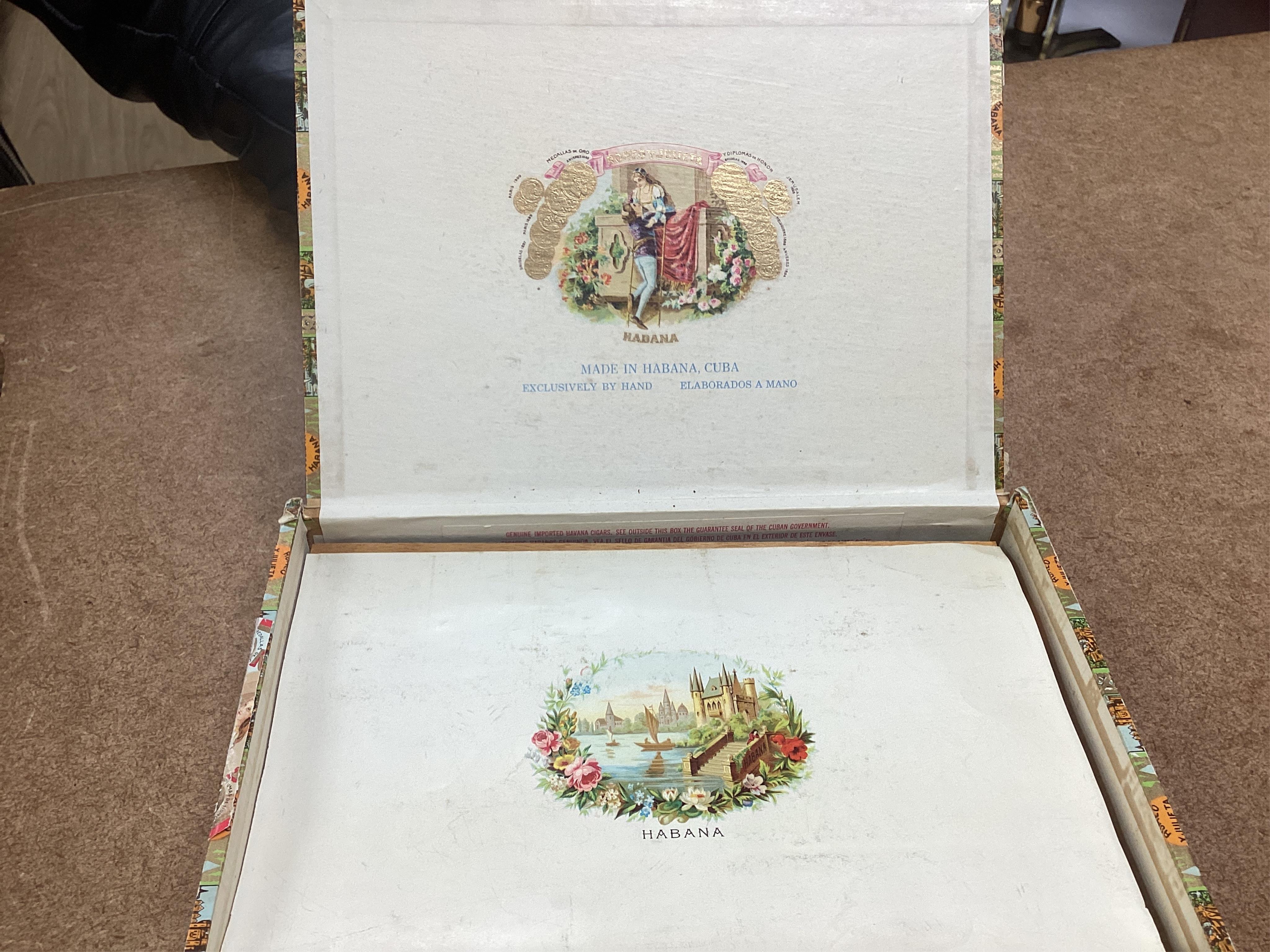 Romeo and Julieta Habana Corona cigars, twelve in total, boxed, not sealed
